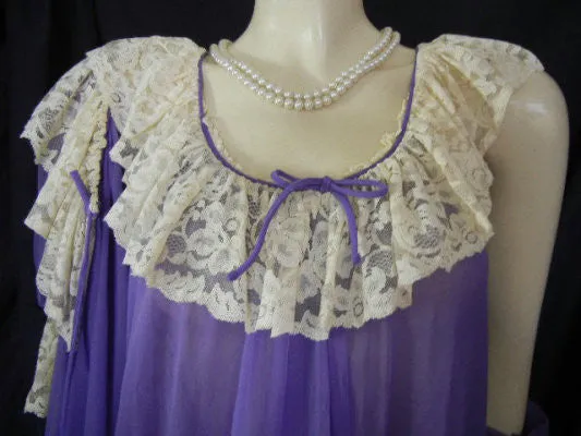 * GORGEOUS RARE, RARE VINTAGE ROVEL DOUBLE NYLON DRIPPING IN LUSCIOUS ECRU LACE NIGHTGOWN & PEIGNOIR IN TANZANITE