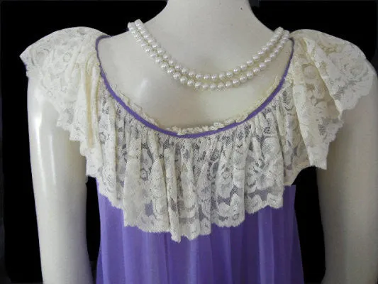 * GORGEOUS RARE, RARE VINTAGE ROVEL DOUBLE NYLON DRIPPING IN LUSCIOUS ECRU LACE NIGHTGOWN & PEIGNOIR IN TANZANITE