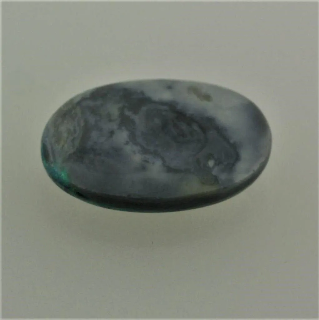 Black Opal Cabochon 9.40 carats Brightness 4