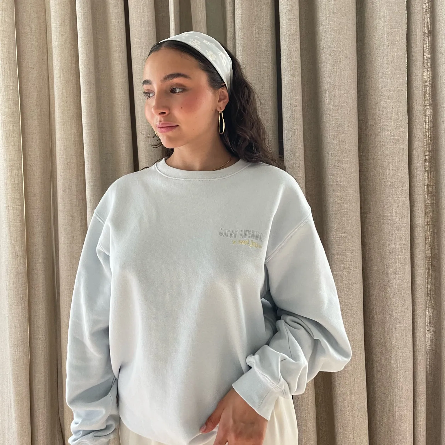 Staple Sweatshirt in Dream Cake