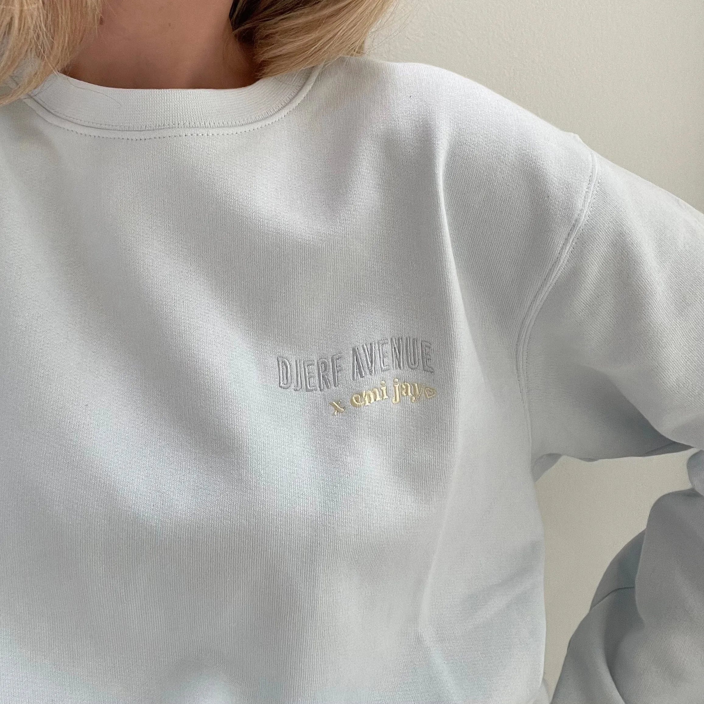 Staple Sweatshirt in Dream Cake